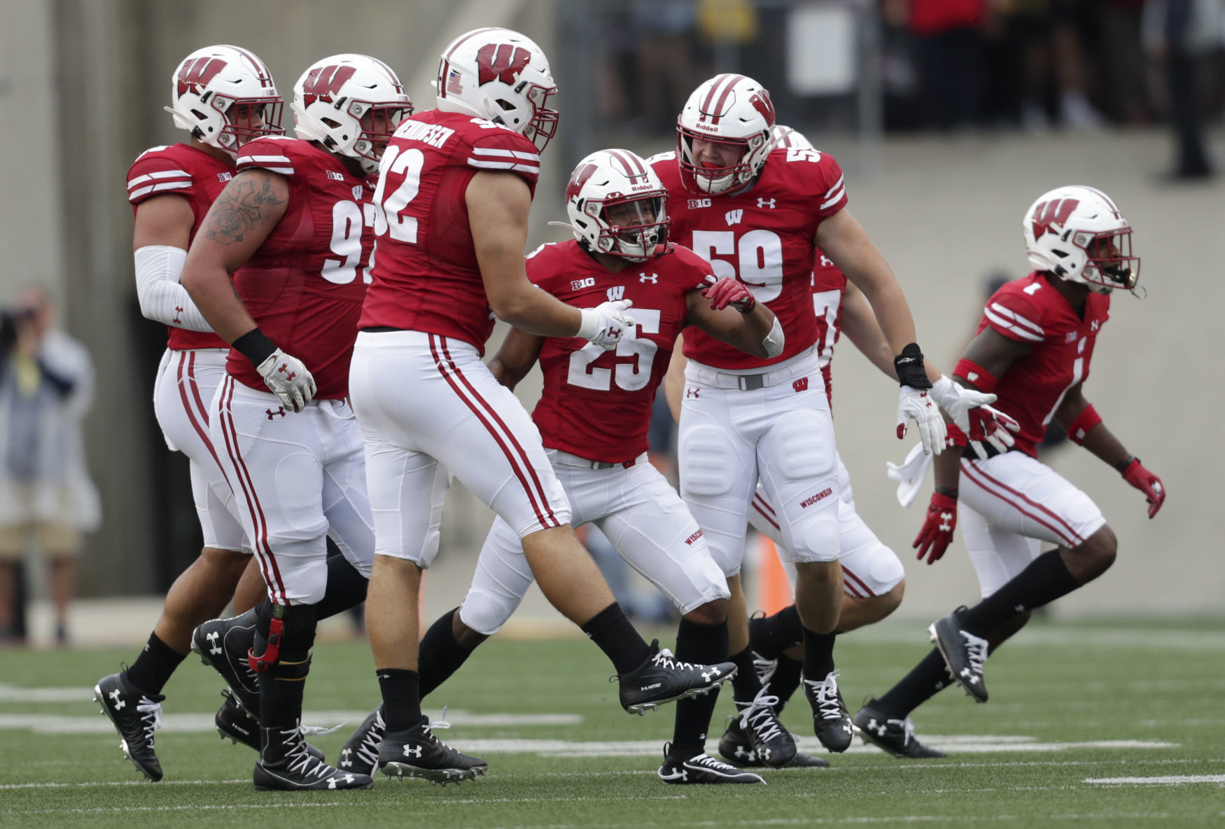 Badgers 35, Wolverines 14
